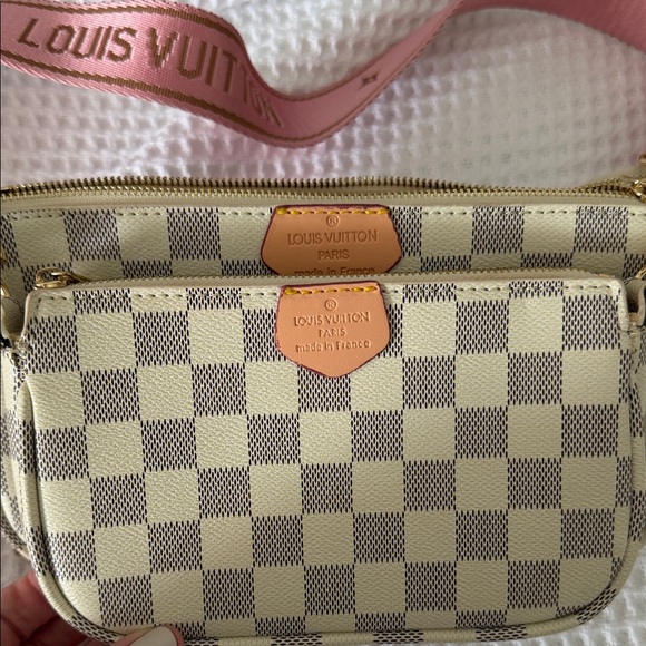 Pink and white vinyl Women's Bag - Picture 2 of 6